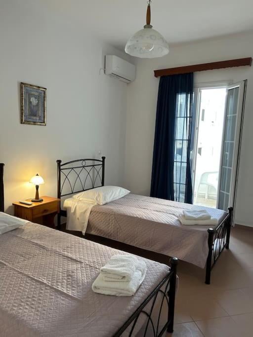 Fotini'S Apartment Naxos City Exteriör bild